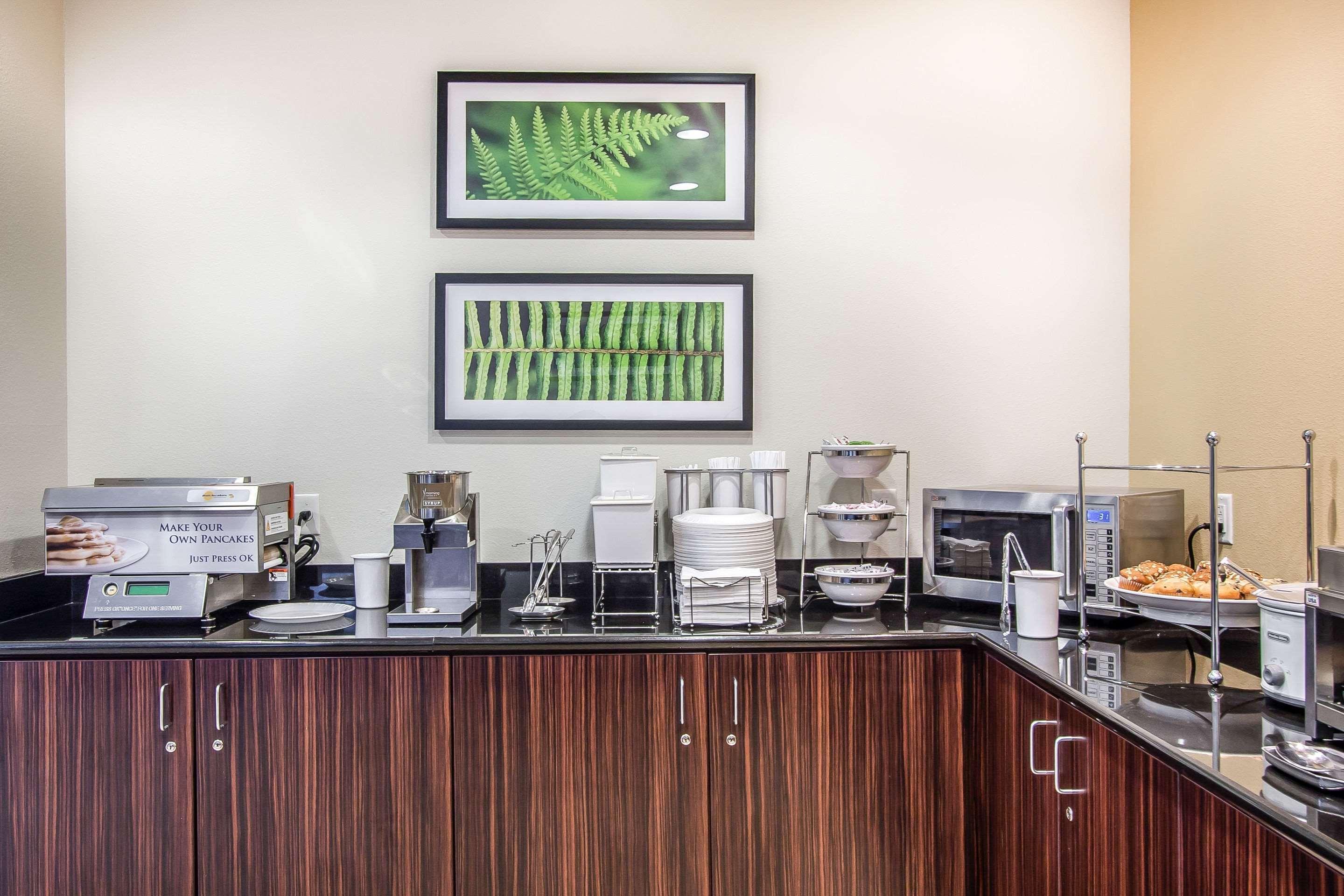 Sleep Inn & Suites Grand Forks Near Alerus Center Zewnętrze zdjęcie