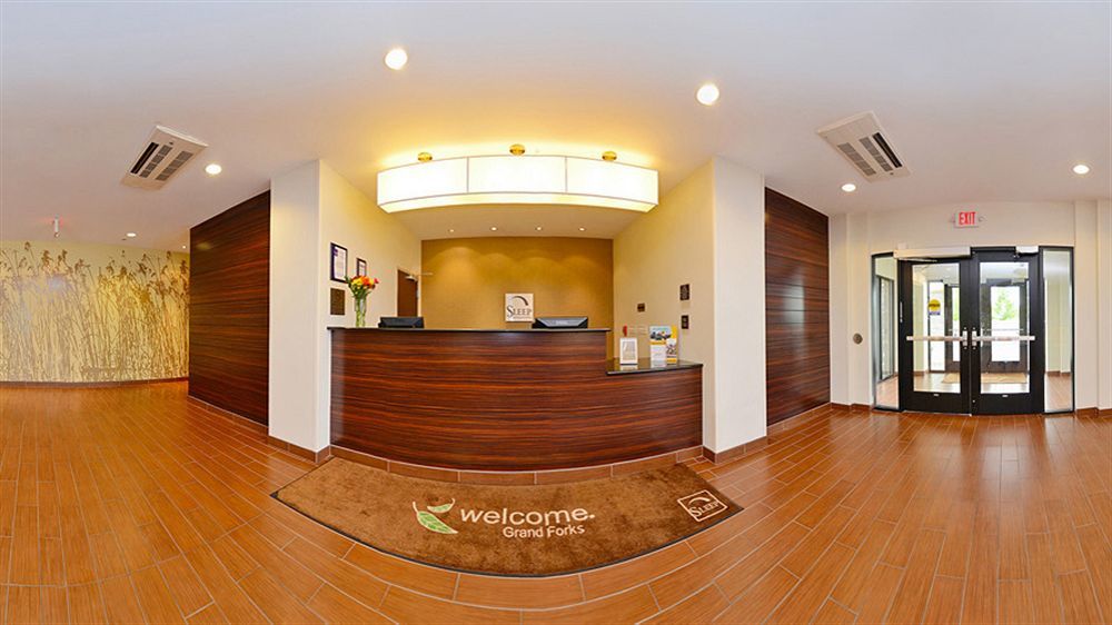 Sleep Inn & Suites Grand Forks Near Alerus Center Zewnętrze zdjęcie